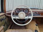 Mercedes-Benz 200-serie 220 SE W111 Cabriolet / 4-Speed Manu, Auto's, Beige, Overige kleuren, Cabriolet, Bedrijf