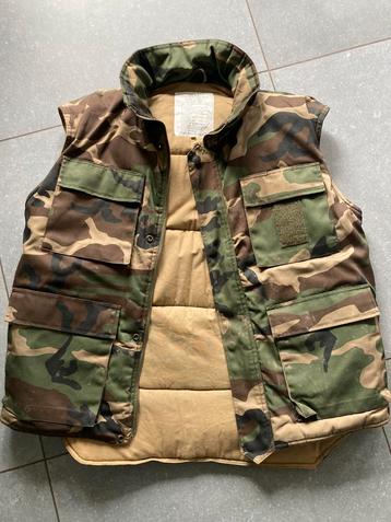 Leger Bodywarmer beschikbaar voor biedingen