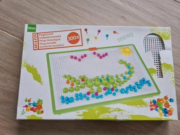 HEMA Pegboard Insteekmozaïek 300x beschikbaar voor biedingen