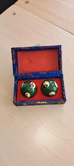 Yin Yang Ballen in Kistje, Ophalen of Verzenden, Gebruikt, Overige typen
