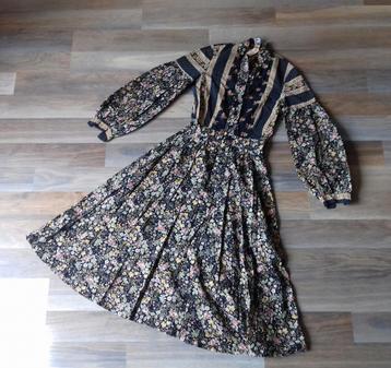 VINTAGE FOLKLORE JURK xxs xs 32 34 beschikbaar voor biedingen
