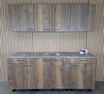 NIEUWE Q-Line ARTEGO Keuken ca. 210 cm breed / INNOVARE