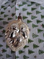 Oude kerstbal eikenblad.met 3 eikels, Ophalen