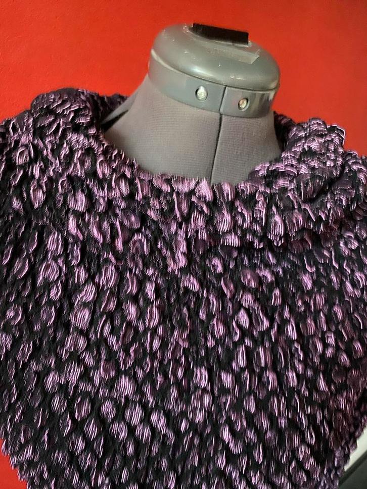 Vintage auberginekleurige stretch pencildress maat S.IZGST, Kleding | Dames, Jurken, Zo goed als nieuw, Maat 38/40 (M), Onder de knie