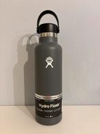 Hydro Flask 21 oz / 621ml •Grijs • Nieuw •Isolatie Waterfles, Sport en Fitness, Bidons, Ophalen of Verzenden, Nieuw