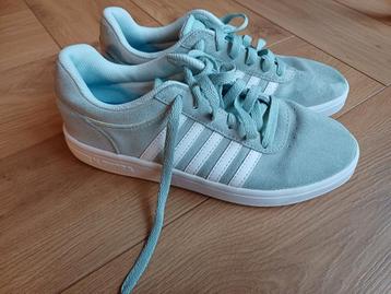 Sneakers K Swiss, maat 37 beschikbaar voor biedingen
