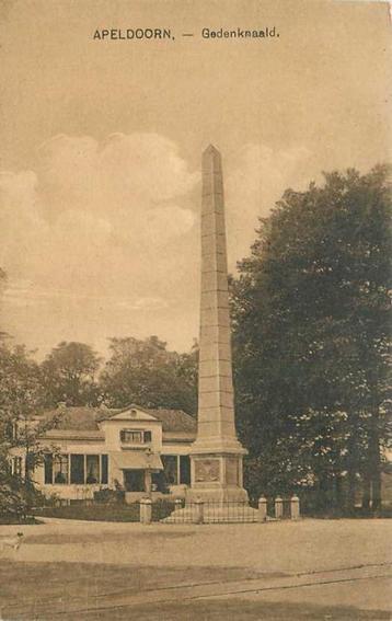(300-496-053) Apeldoorn Gedenknaald beschikbaar voor biedingen