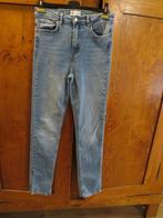 Dames Zara jeans met split maat 40 Z.G.A.N. blauw, Zara, Blauw, W30 - W32 (confectie 38/40), Ophalen of Verzenden