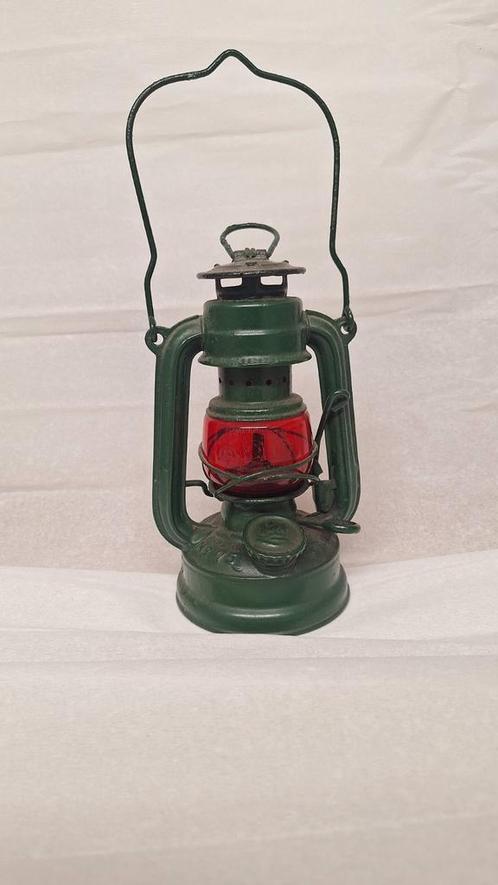 Feuerhand germany no.75 atom met rood glas, Antiek en Kunst, Antiek | Lampen, Ophalen of Verzenden
