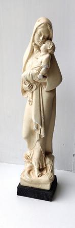 Mooi oud beeld van Maria Madonna met kind  SJ No 99 1950, Verzamelen, Ophalen of Verzenden, Gebruikt, Beeld(je), Christendom | Katholiek