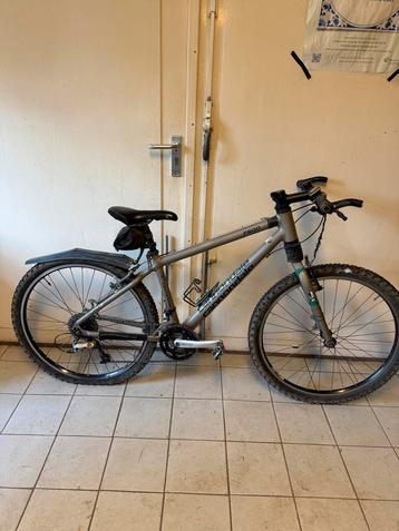 Cannondale montainbike F600 beschikbaar voor biedingen