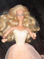 Barbie Peaches and cream jaren 80, Verzamelen, Poppen, Ophalen of Verzenden, Gebruikt, Kleertjes