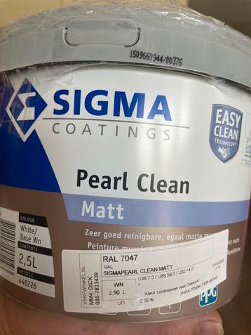 Sigma verf 2,5 liter lichtgrijs onaangebroken beschikbaar voor biedingen