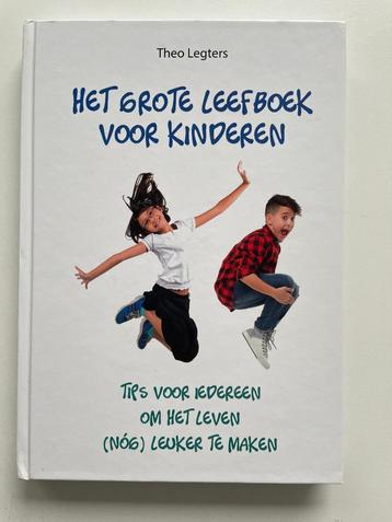 Het grote leefboek voor kinderen beschikbaar voor biedingen