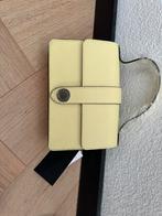 Kendall + Kylie Gele Schoudertas - Nieuw!, Sieraden, Tassen en Uiterlijk, Ophalen of Verzenden, Nieuw, Geel, Schoudertasje