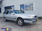 Volvo V70 2.4 T Cross Country Nordic , Kleurcode 426, Gebruikt