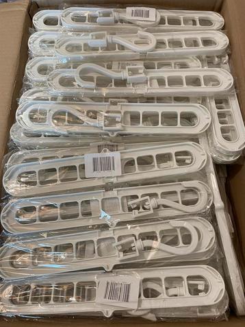 Ruimtebesparende kleerhanger - kast organizer wit / 190 stuk beschikbaar voor biedingen
