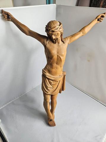 Houten Jezus  beschikbaar voor biedingen