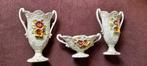 3 delige set bloemen of engeltjes, Antiek en Kunst, Antiek | Keramiek en Aardewerk, Ophalen