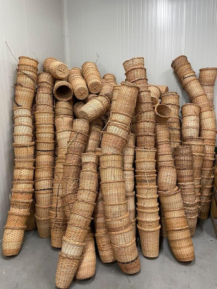 Partij handel , handgevlochte manden uit Sierra Leone ,, Zakelijke goederen, Partijgoederen en Retail | Verpakking en Verzending