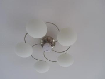 Plafondlamp  beschikbaar voor biedingen