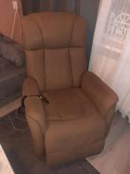 Elektrische Sta-Op Stoel - 1.5 Jaar Oud, Huis en Inrichting, Fauteuils, Ophalen, 75 tot 100 cm, Zo goed als nieuw, 75 tot 100 cm