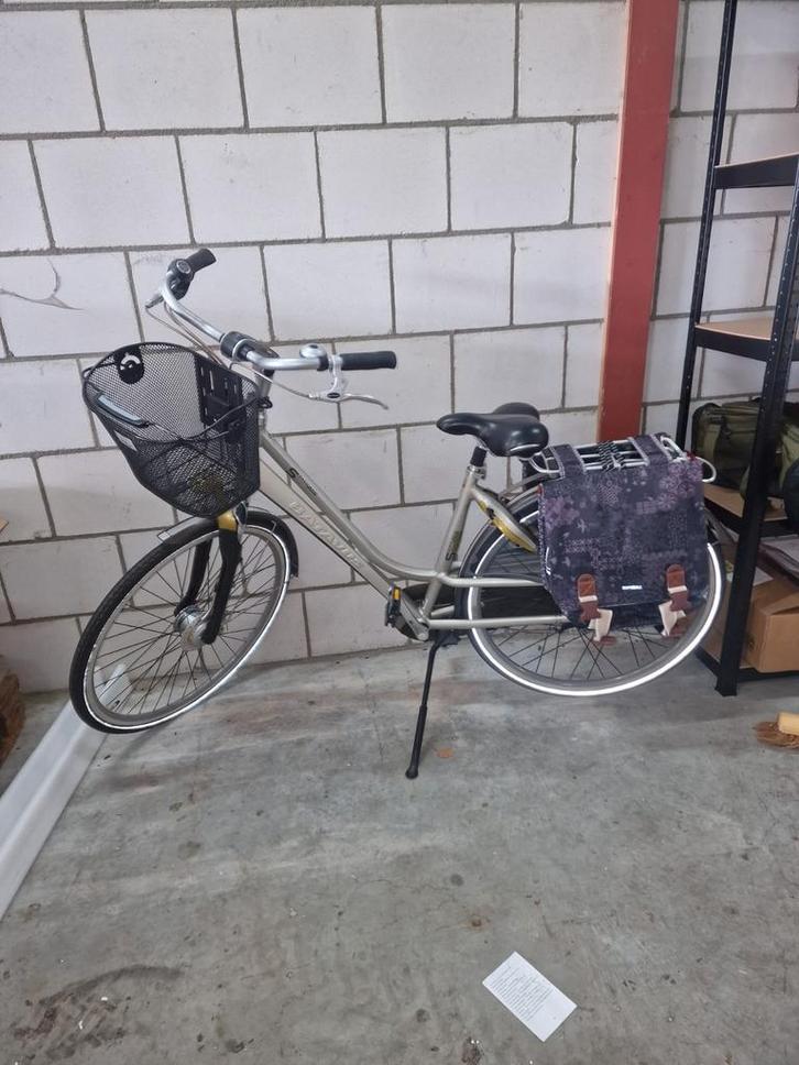 Batavus Damesfiets - Goed Onderhouden, Fietsen en Brommers, Fietsen | Dames | Damesfietsen, Gebruikt, Batavus, (Extra) lage instap