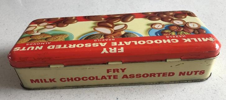 FRY milk chocolate assorted nuts Engeland Trommel Blik, Verzamelen, Blikken, Gebruikt, Overige, Overige merken, Ophalen of Verzenden