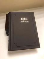 Bijbel met Uitleg in mooie hoes nieuw, Ophalen of Verzenden, Bijbel