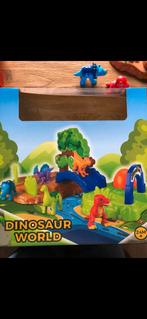 Dino park met dino’s, Kinderen en Baby's, Speelgoed | Actiefiguren, Ophalen of Verzenden, Zo goed als nieuw