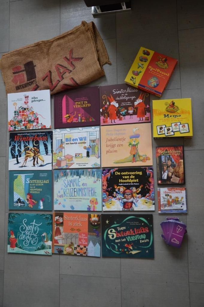 Sinterklaas - o.a. spelletjes, boeken, jute zak, cd en dvd, Diversen, Sinterklaas, Gebruikt, Ophalen of Verzenden