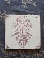 antieke aardewerk tegel uit ca 1800 bloem in een vaas, Antiek en Kunst, Ophalen