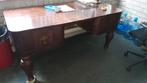 Antiek bureau, Ophalen