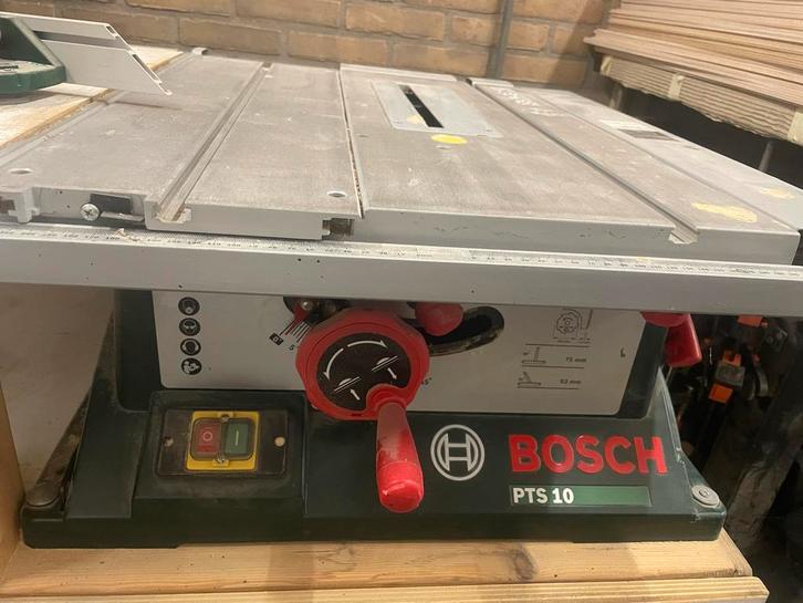 Bosch PTS10 Zaagtafel + Werktafel met Wielen, Doe-het-zelf en Verbouw, Gereedschap | Zaagmachines, Zo goed als nieuw, Cirkelzaag