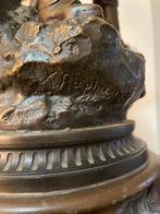 Antiek brons beeld soldaat. gemaakt door Xavier Raphanel, Ophalen of Verzenden, Brons