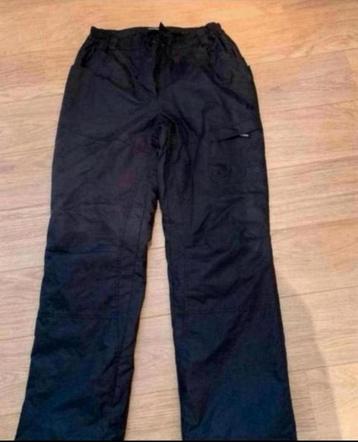 Div. Skikleding Broek / Jas / H.Pak.  M/L/XL en 116.  Los tk beschikbaar voor biedingen