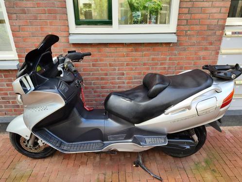 Suzuki Burgman AN 650, Motoren, Motoren | Suzuki, Particulier, Scooter, meer dan 35 kW, 2 cilinders, Ophalen