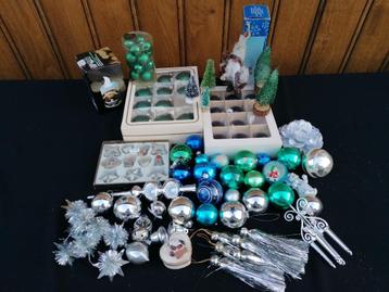 lot kerstdecoratie zilver – groen - blauw beschikbaar voor biedingen