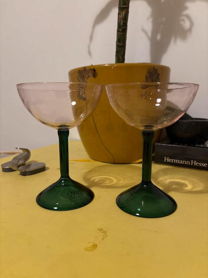 Cocktailglazen, roze & groen, nooit gebruikt!, Antiek en Kunst, Antiek | Glas en Kristal, Ophalen