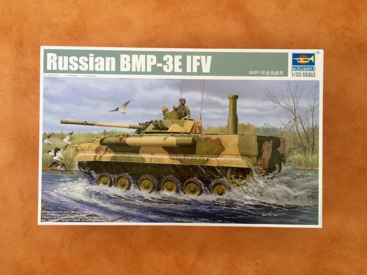 trumpeter 1530 Russian BMP-3E IFV 1/35, Hobby en Vrije tijd, Modelbouw | Auto's en Voertuigen, Nieuw, 1:32 tot 1:50, Italeri, Ophalen of Verzenden