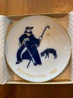 Oud kerstbordje van porselein, 1980, Antiek en Kunst, Antiek | Porselein, Ophalen of Verzenden