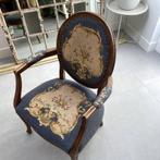 Antique, vintage geborduurde stoel voor restauratieproject, Ophalen
