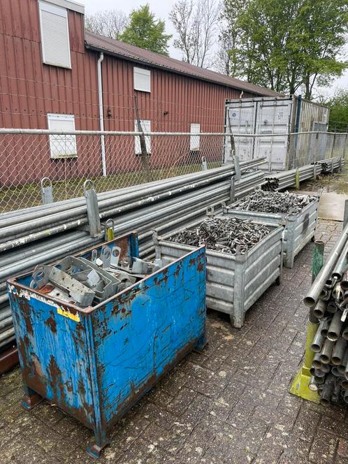 Stalen steiger/ buizen steiger/ traditionele steiger, Doe-het-zelf en Verbouw, Steigers, Gebruikt, Gevelsteiger, 5 meter of hoger