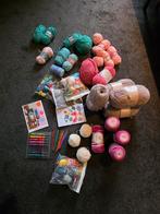 Haaknaalden & veel bollen katoen/wol, Hobby en Vrije tijd, Ophalen of Verzenden, Nieuw, Materiaal