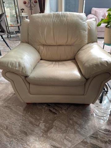 Lederen Fauteuil - Comfortabel en Stijlvol beschikbaar voor biedingen