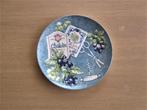 Wedgwood Queens ware 1 bord wine D22cm H2cm., Huis en Inrichting, Keuken | Servies, Ophalen of Verzenden, Zo goed als nieuw, Bord(en)