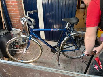 Prima heren fiets. Nieuwe achterband en binnenband. beschikbaar voor biedingen