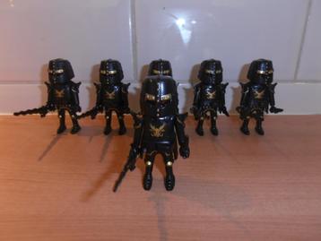 Playmobil zwarte kasteel ridders (6 stuks).