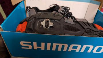 Shimano goretex fietsschoenen maat 39 beschikbaar voor biedingen