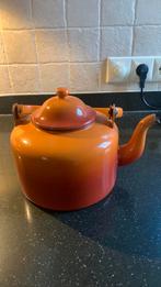 Rode emaile Waterketel, Ophalen